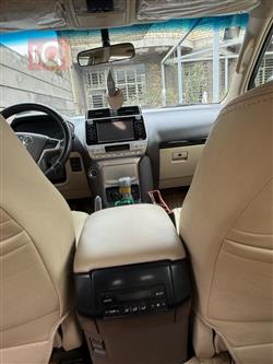 تۆیۆتا لاندكروزر پرادۆ